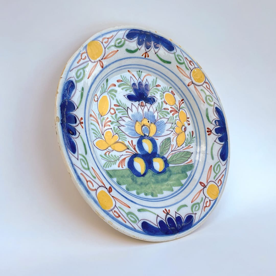 A Dutch Delft Plate, late 18th century - Image 2