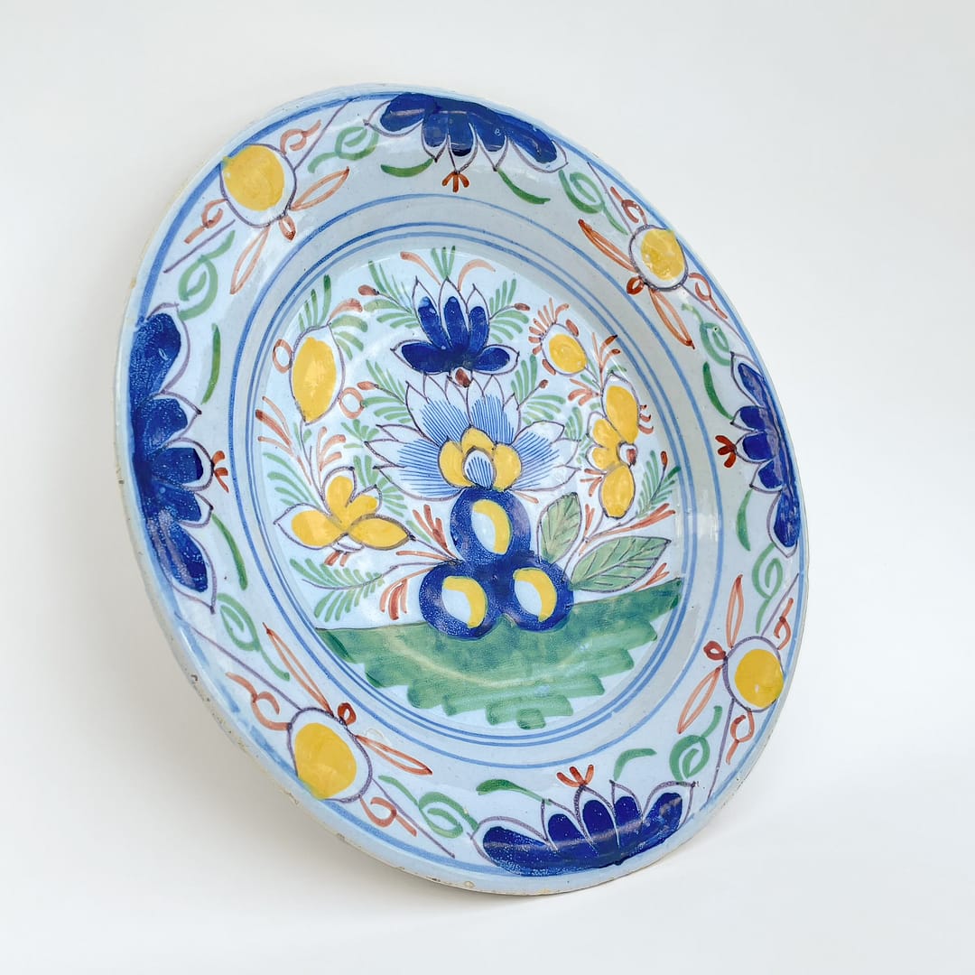 A Dutch Delft Plate, late 18th century - Image 2